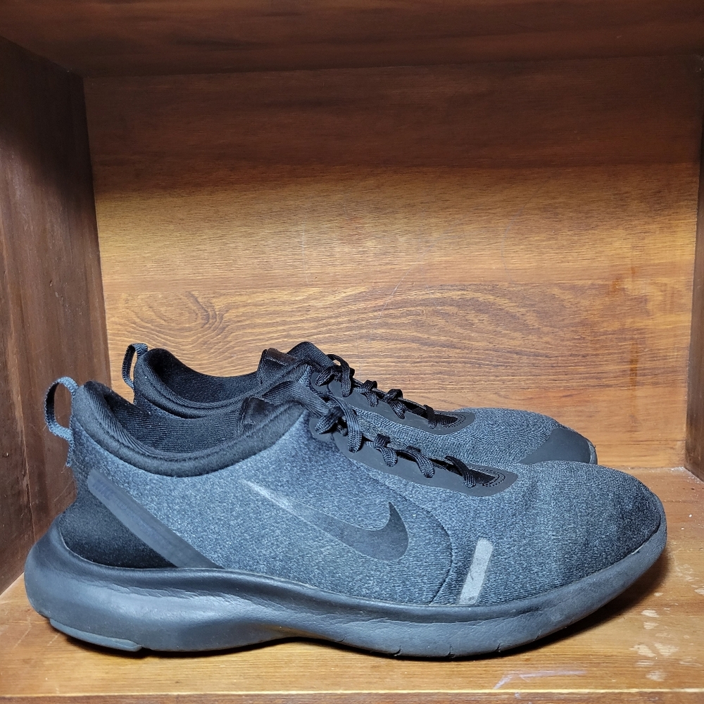 Nike Flex Experience 8 Athletic Sneaker 9.5